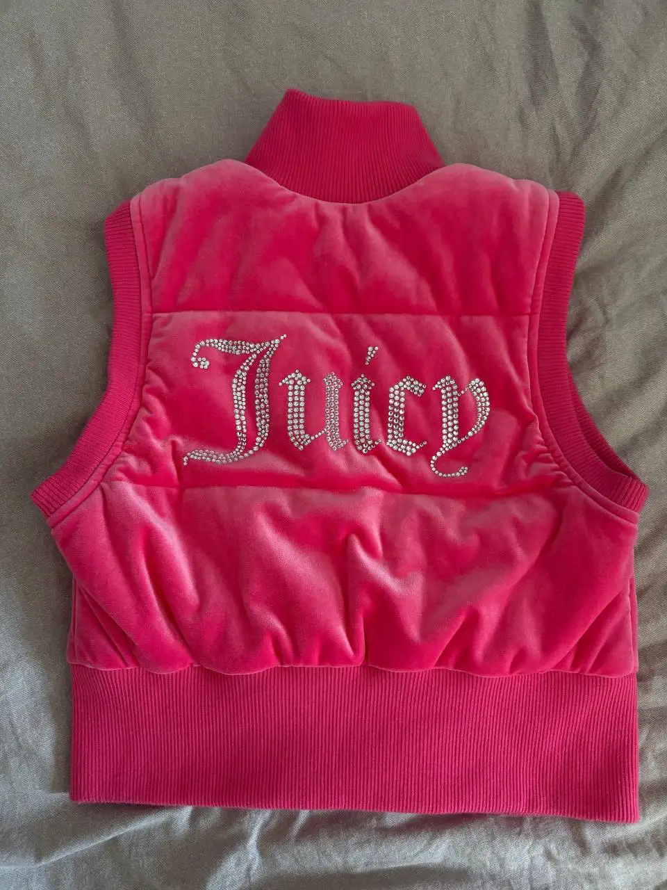 Жилетка Juicy Couture оригинал размер М - Верхняя одежда (Одежда) в Калининград