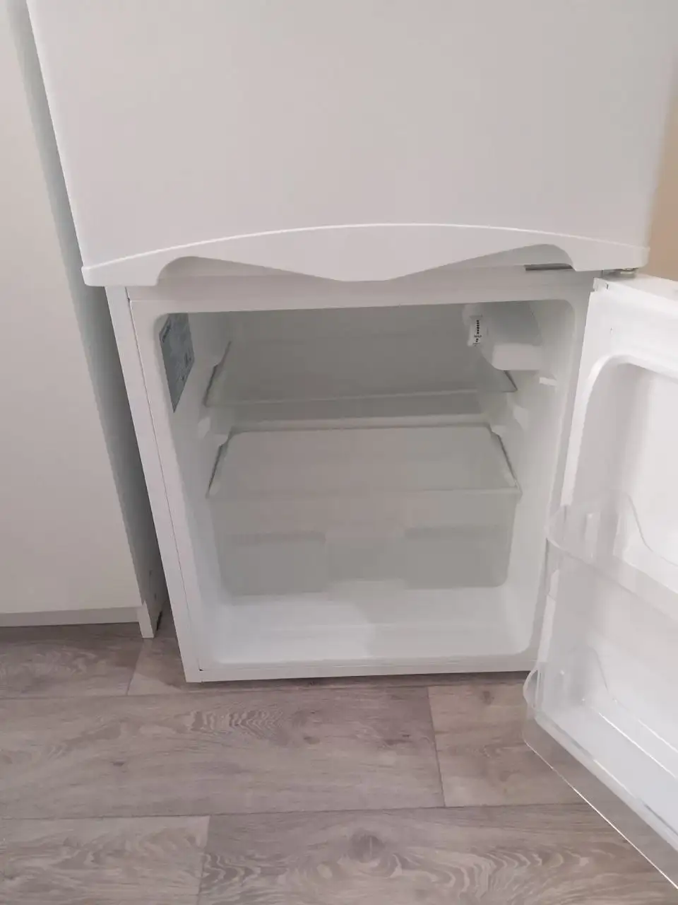 Продам холодильник новый - Для дома и дачи в Калининград