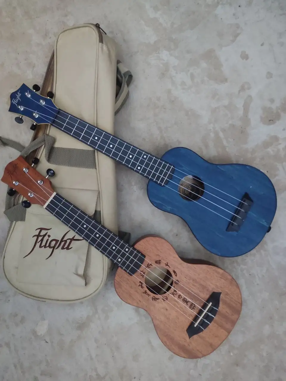 Elovaya ukulele - Muzykalnye instrumenty (Khobbi i otdykh) в Kaliningrad