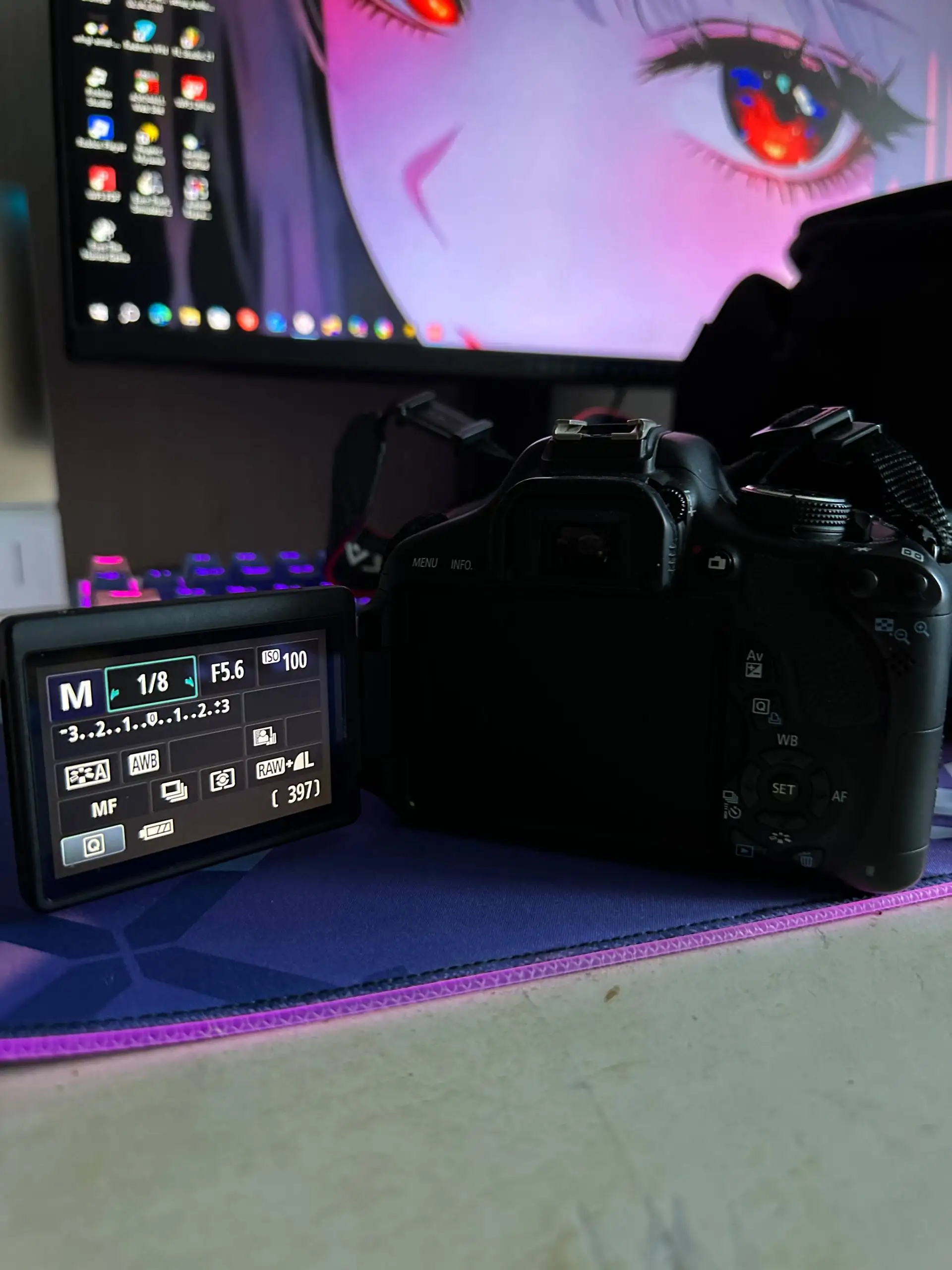 Canon 600D фотоаппарат - Электроника в Калининград