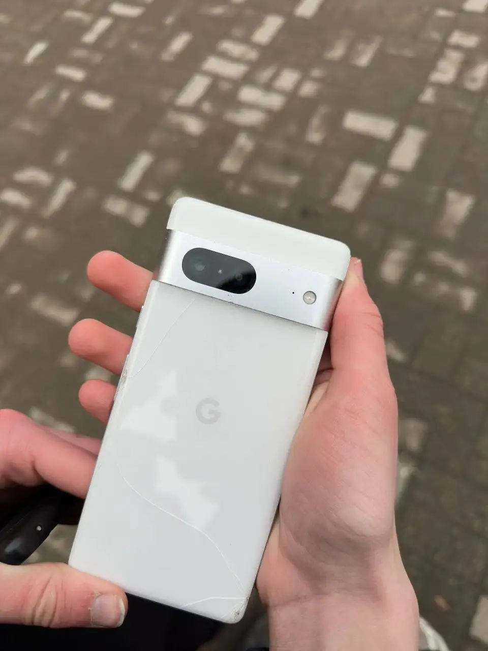 Google Pixel 7 128/8 ГБ Белый - Мобильные телефоны (Электроника) в Калининград