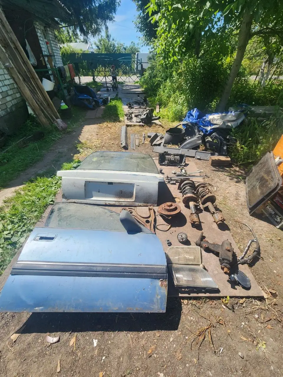 Запчасти на Омегу А - Запчасти в Нивенское