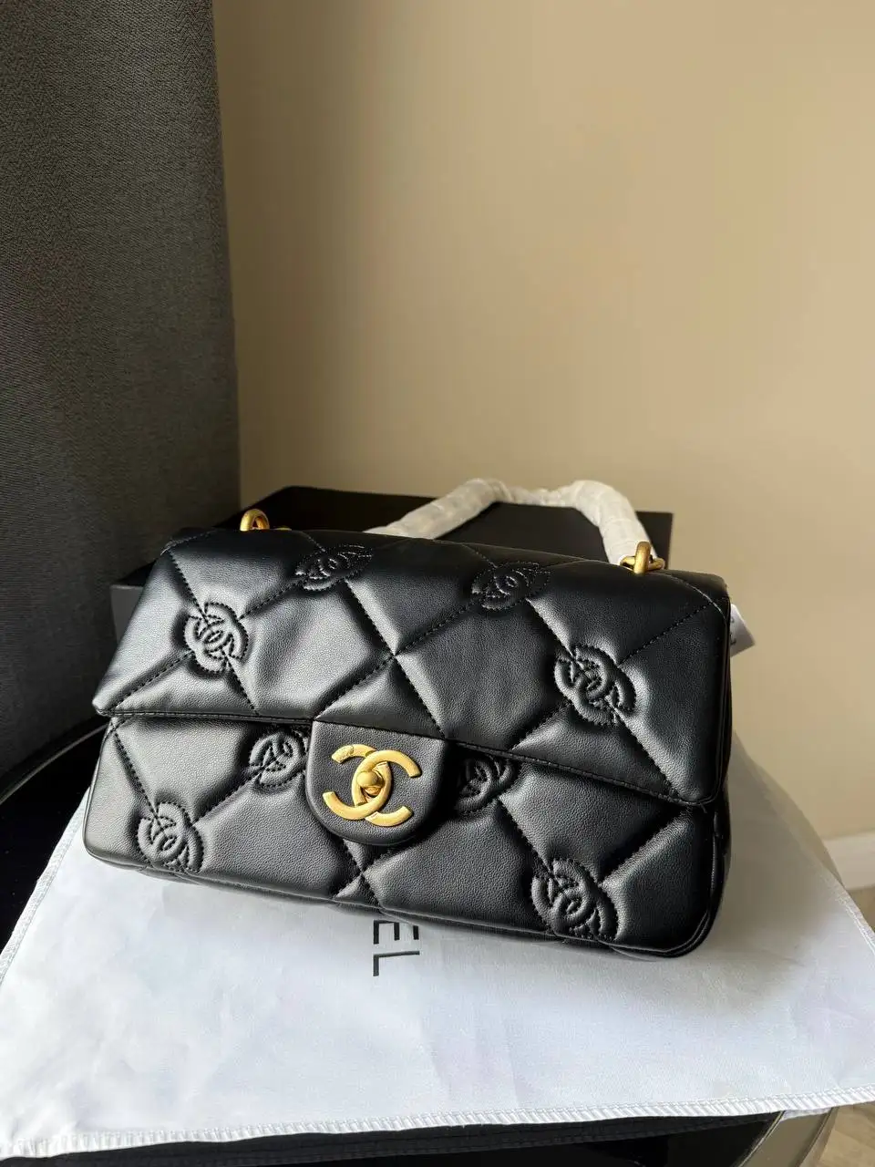 Продам абсолютно новую сумочку - Аксессуары (Одежда) в Калининград