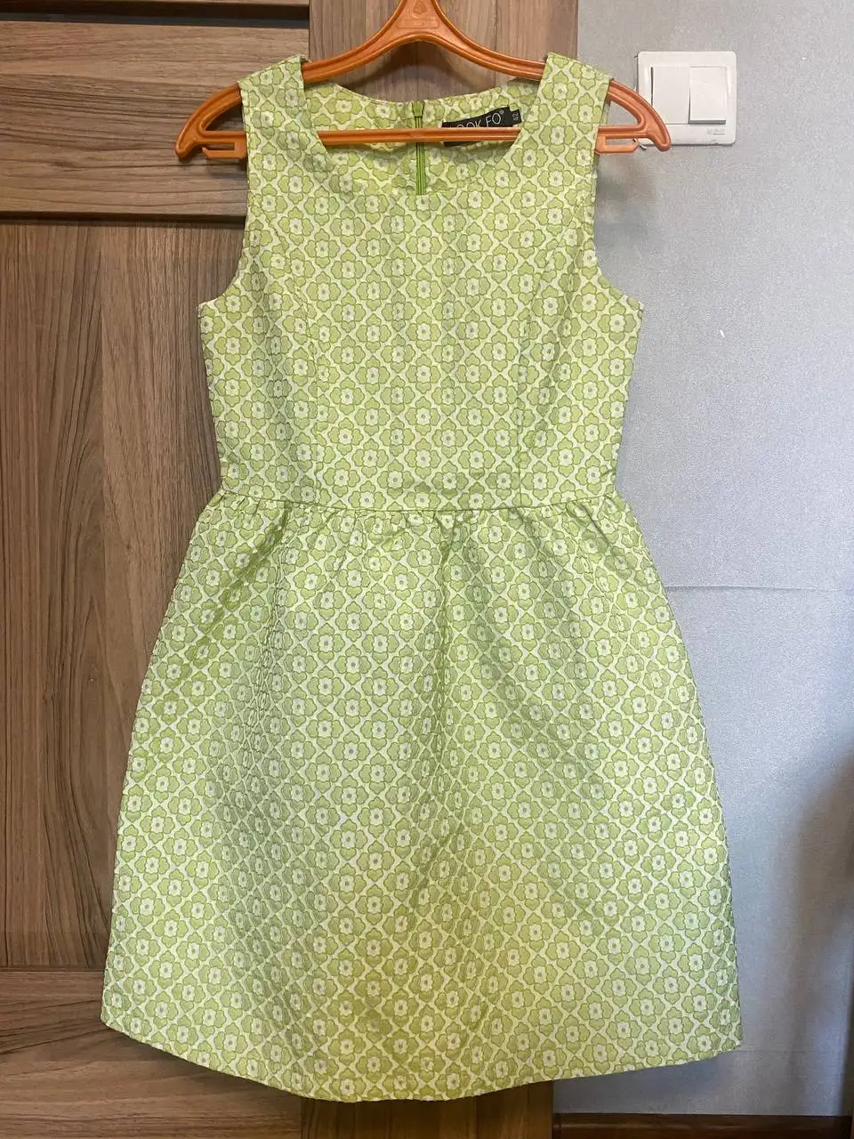 Продам одежду для девушки/девочки - Одежда в Калининград