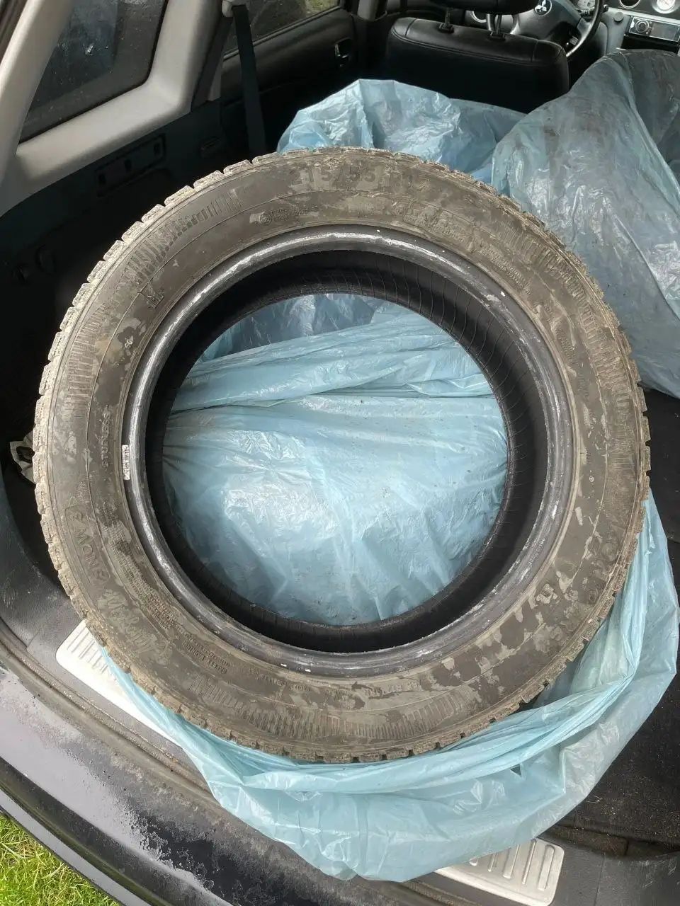 Продам зимние колеса R17 - Шины и диски (Авто) в Калининград