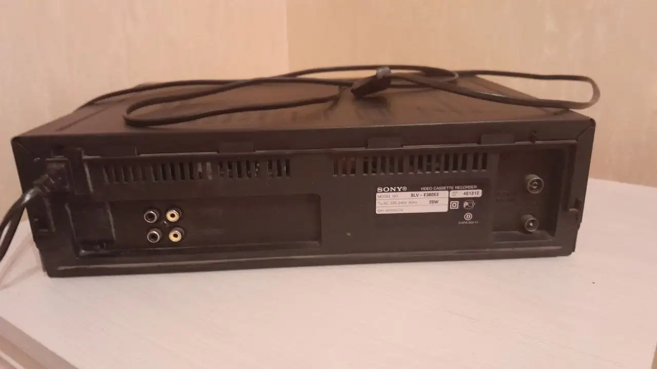 Видеомагнитофон Sony SLV-E380EE VHS - Барахолка в Калининград