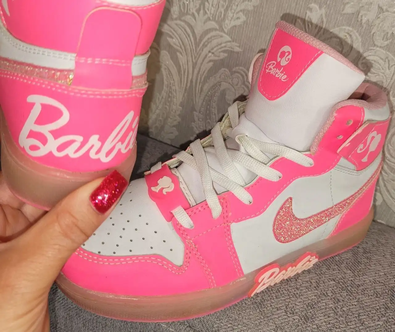 Высокие кроссовки Nike Air Jordan Barbie - Обувь (Одежда) в Калининград