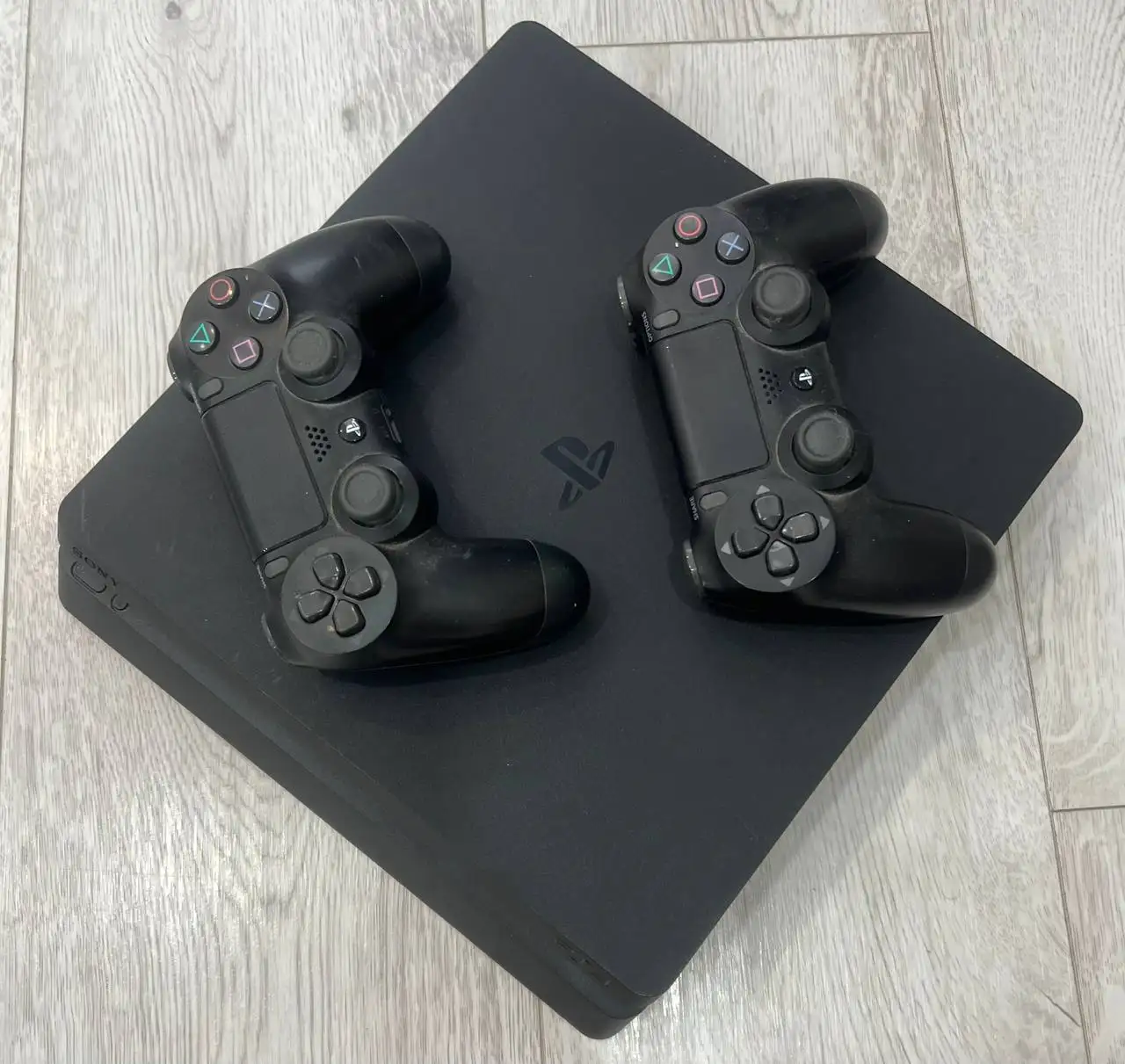 Продам PS4 500gb с комплектом - Игровые консоли (Электроника) в Калининград