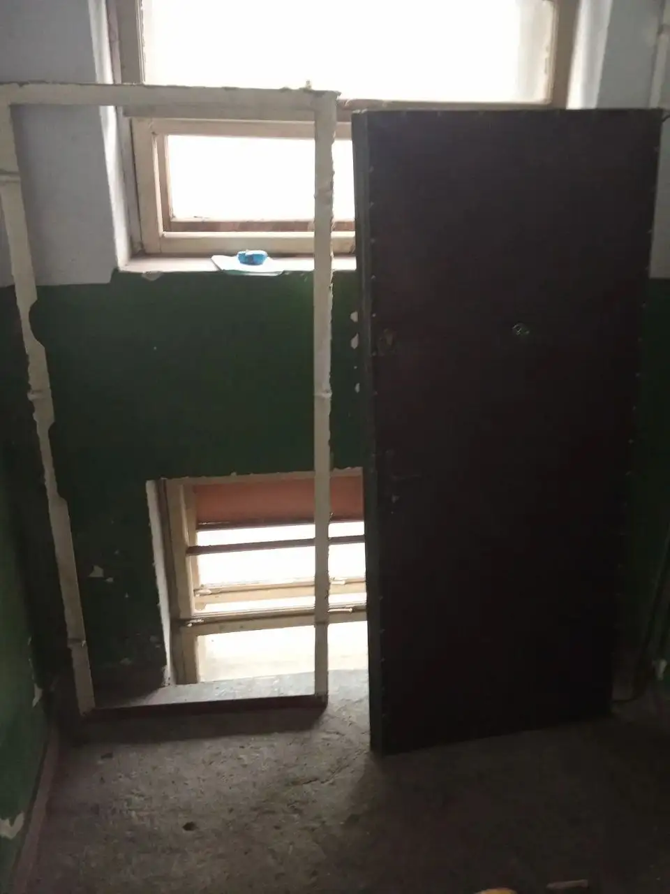Продам металлическую дверь - Барахолка в Калининград