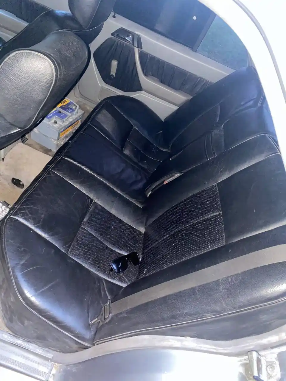 Продается Mercedes 124/2.3 объем 1991 года