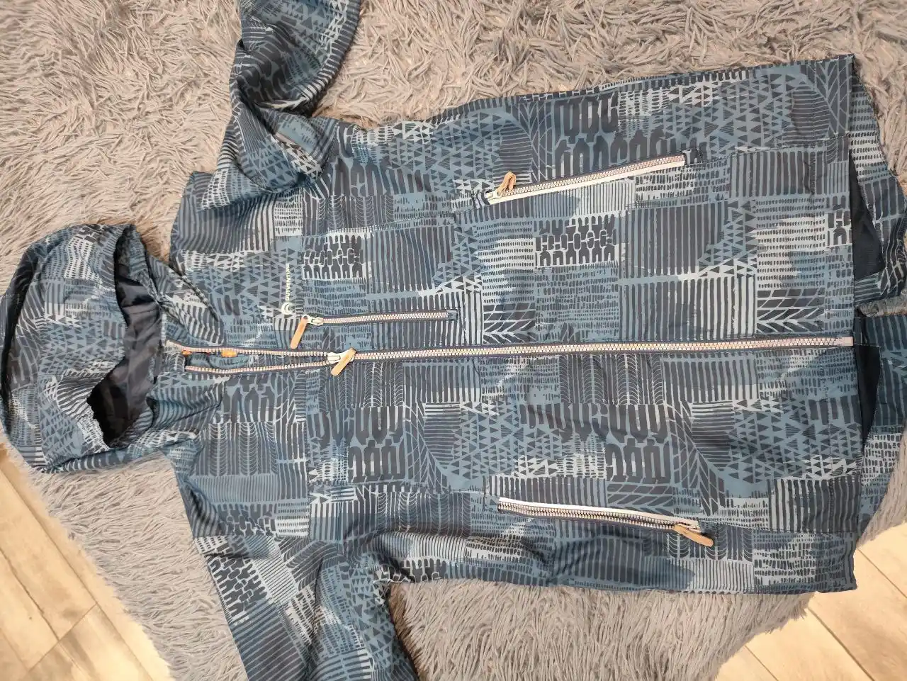 Стильная парка для мальчика Outventure