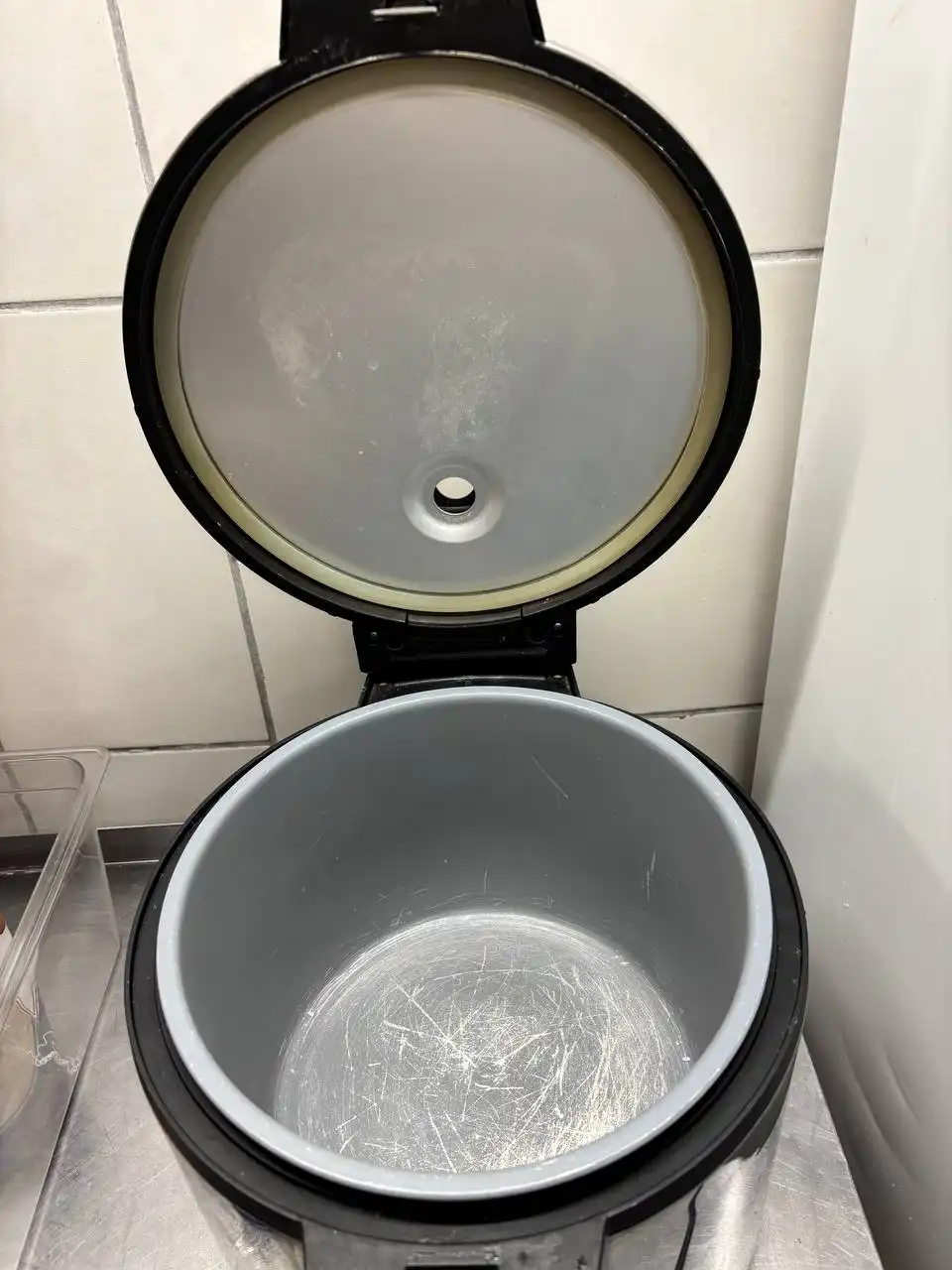 Продам рисоварку