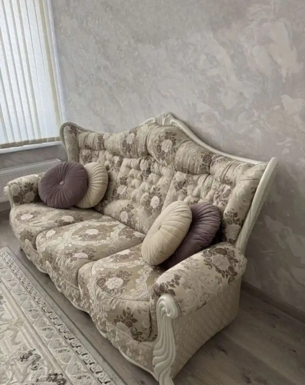 Продаётся комплект мягкой мебели