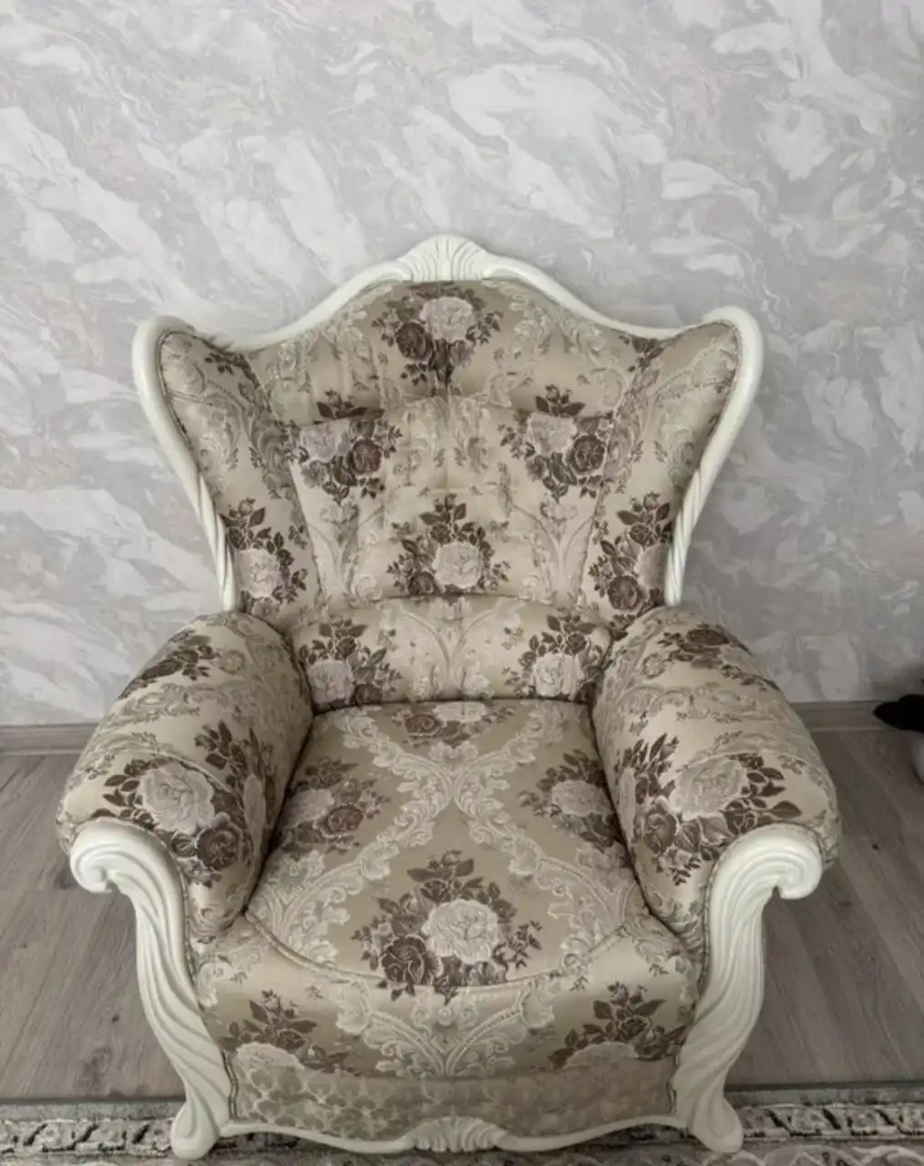 Продаётся комплект мягкой мебели