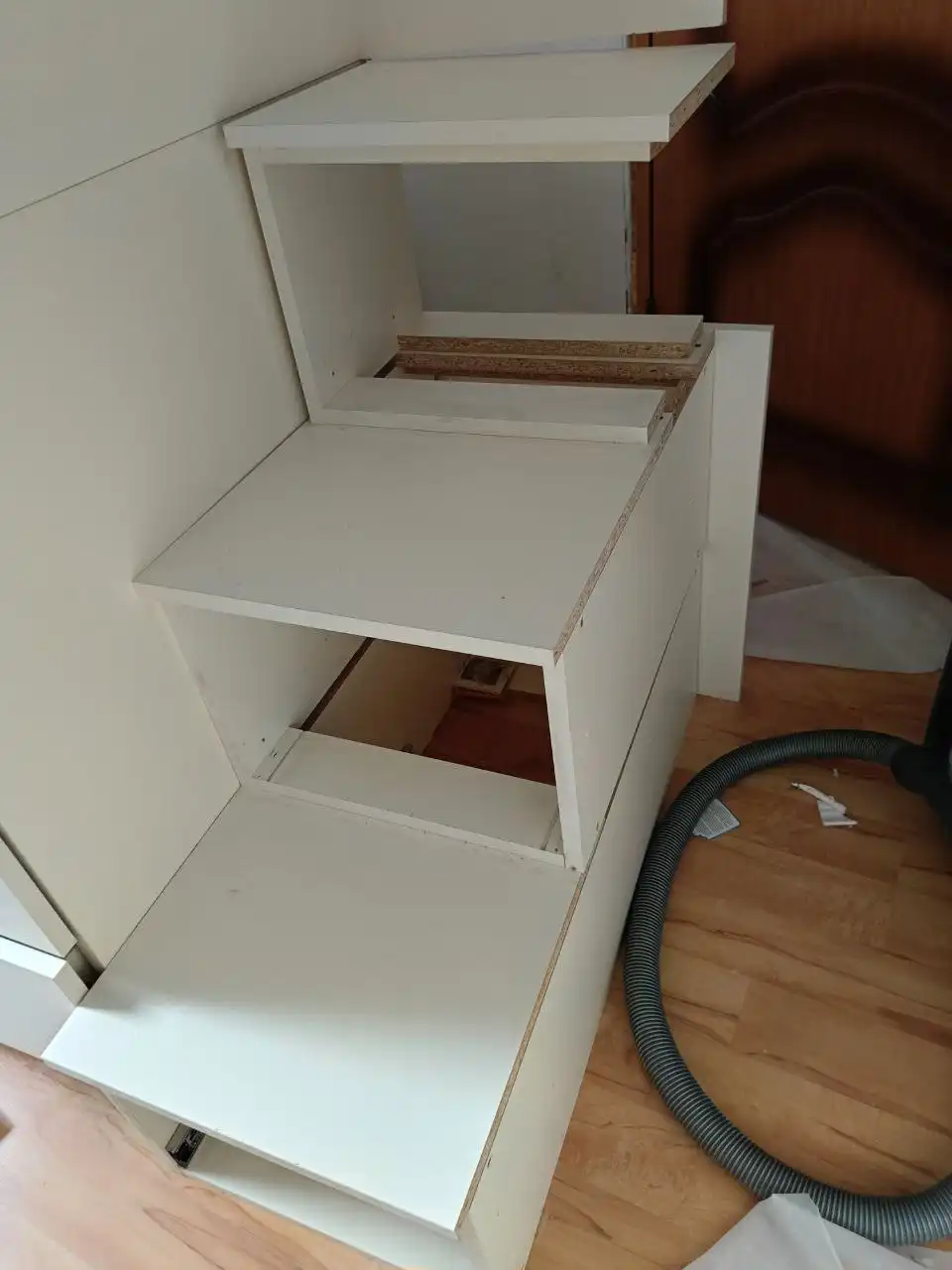 Продается комплект детской мебели