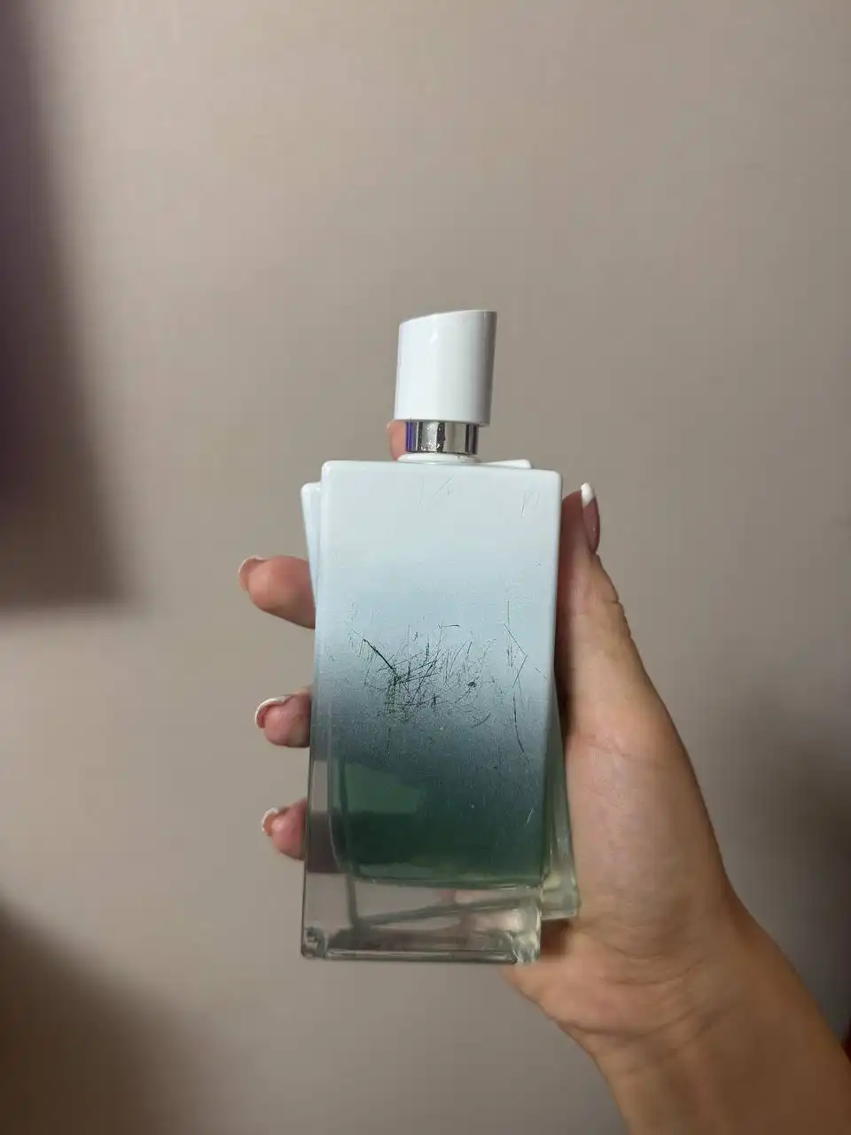 Продам парфюм Disumano