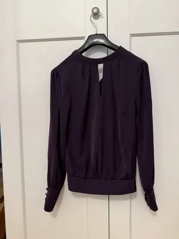 Блузка красивого цвета размер S - Одежда в Калининград