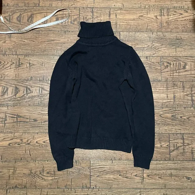 Объявление о продаже с фото и замерами - Одежда в Калининград