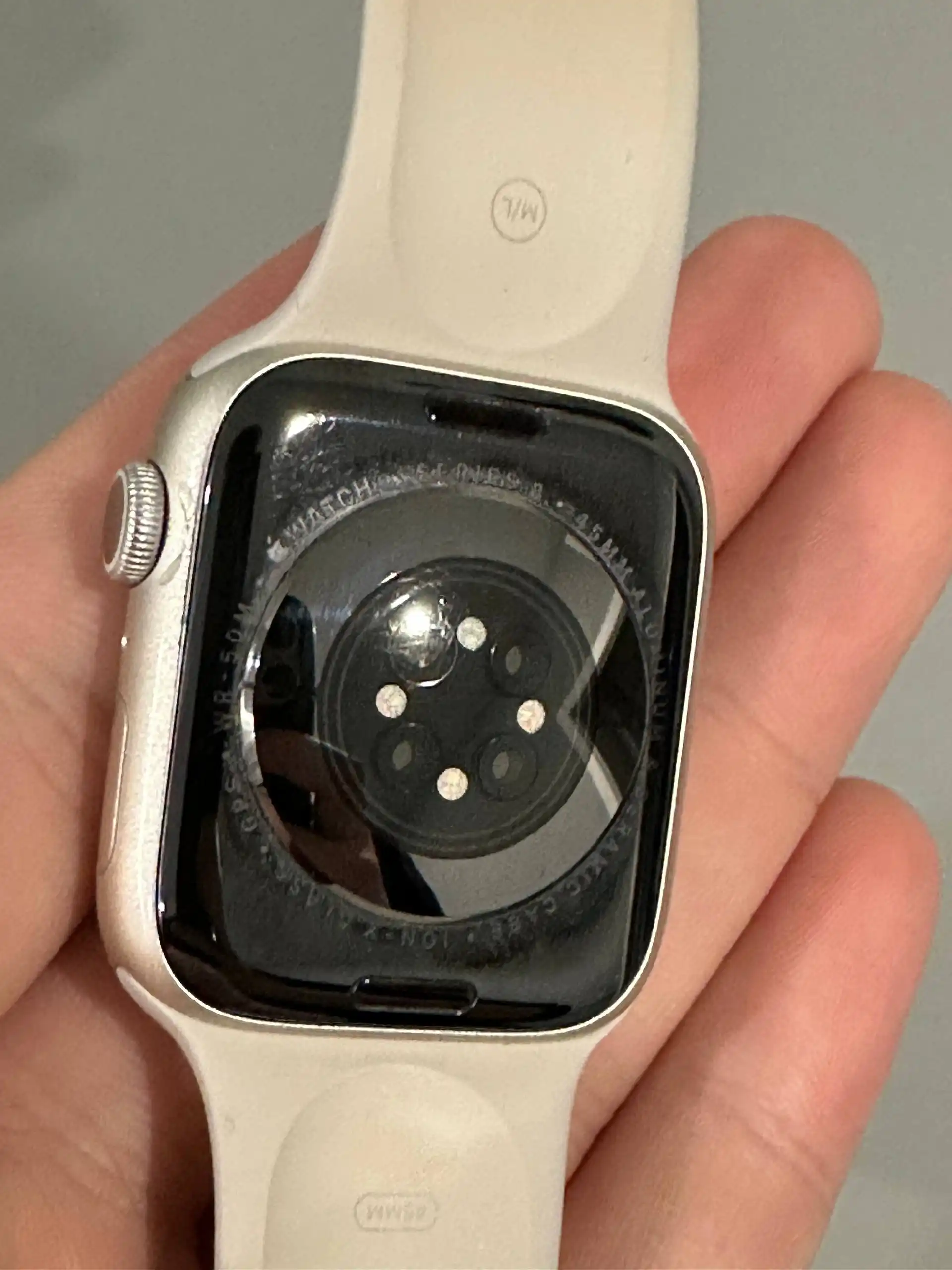 Продам Apple Watch Series 8 45mm