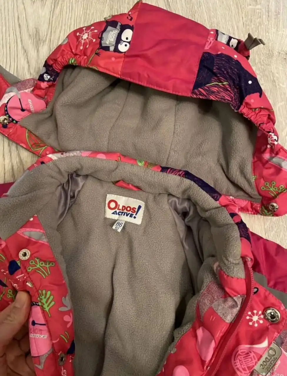 Продам зимний комбинезон Oldos 86 размер