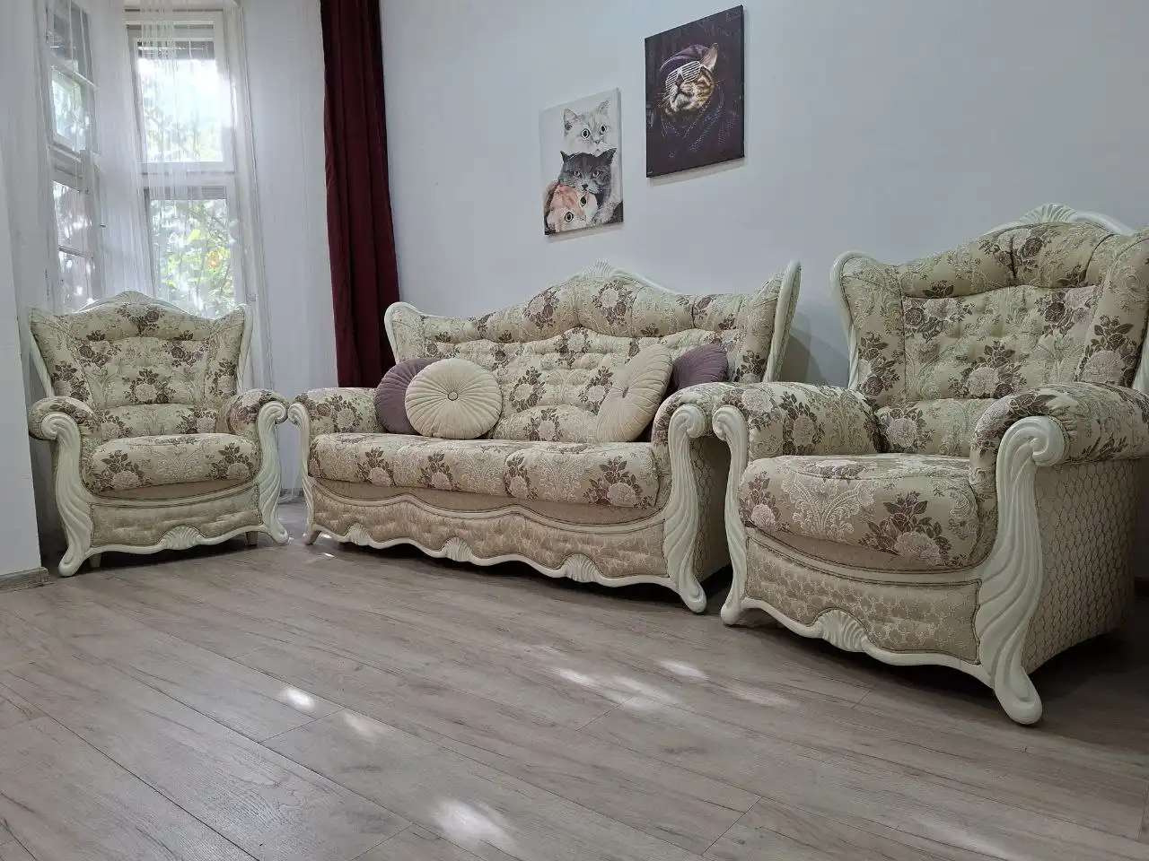 Продаётся комплект мягкой мебели