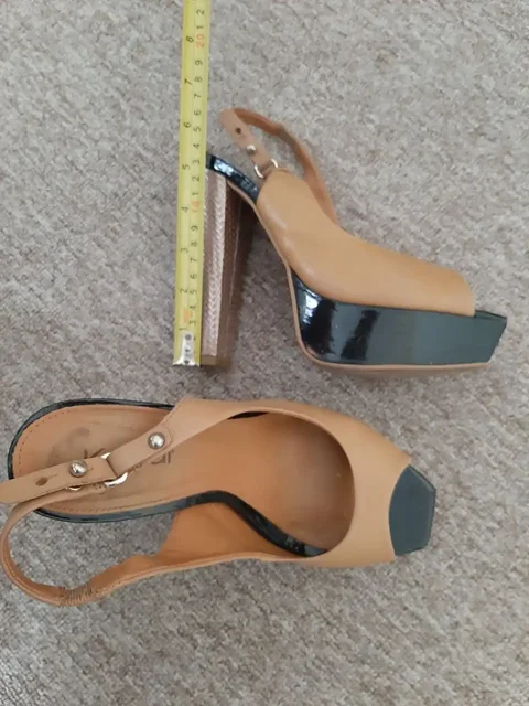 Босоножки новые размер 37-38 - Одежда в Калининград