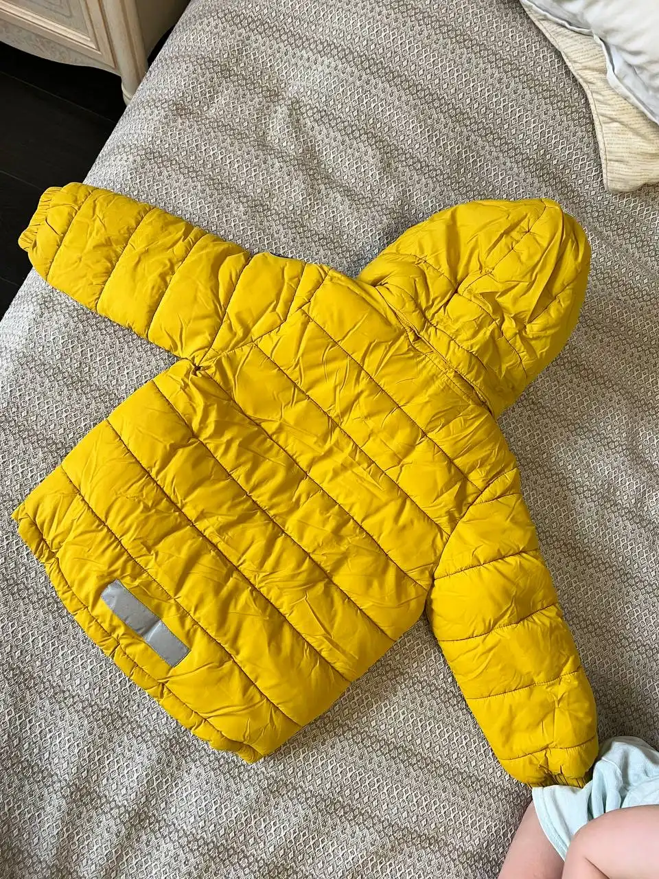 Куртка HM и кеды LaRedoute