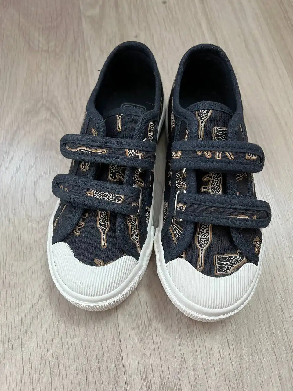 Куртка HM и кеды LaRedoute