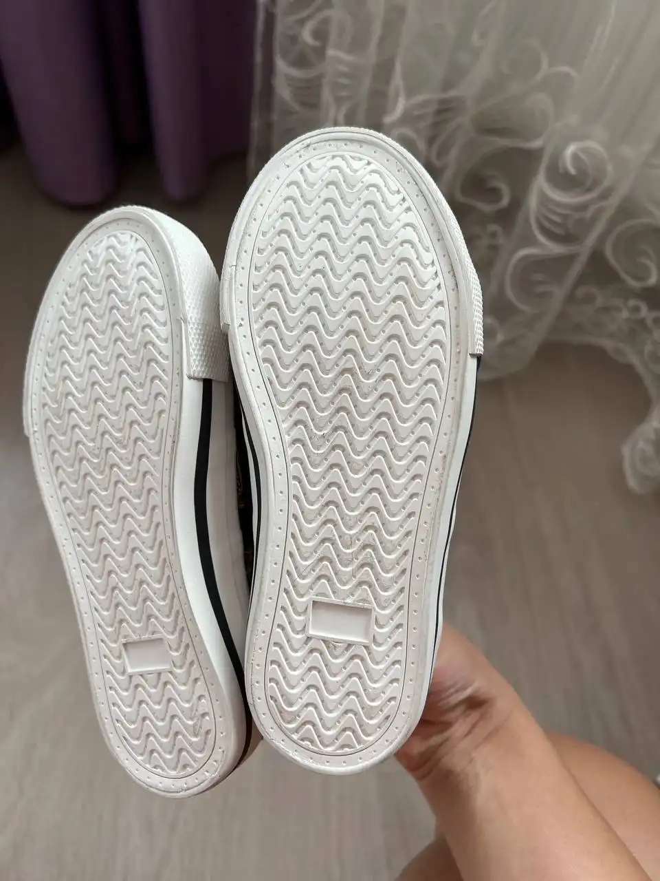 Куртка HM и кеды LaRedoute