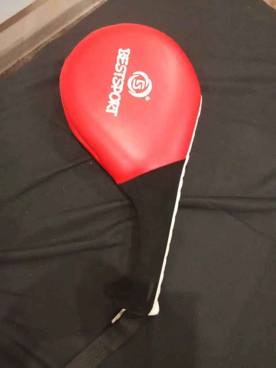 Продажа спортивной экипировки для единоборств