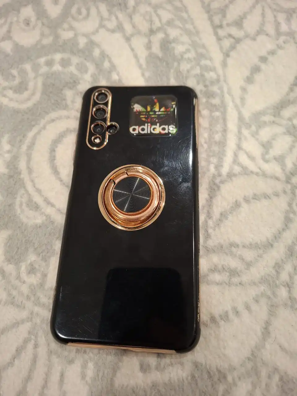 Продам телефон Honor 20 Pro 8/128