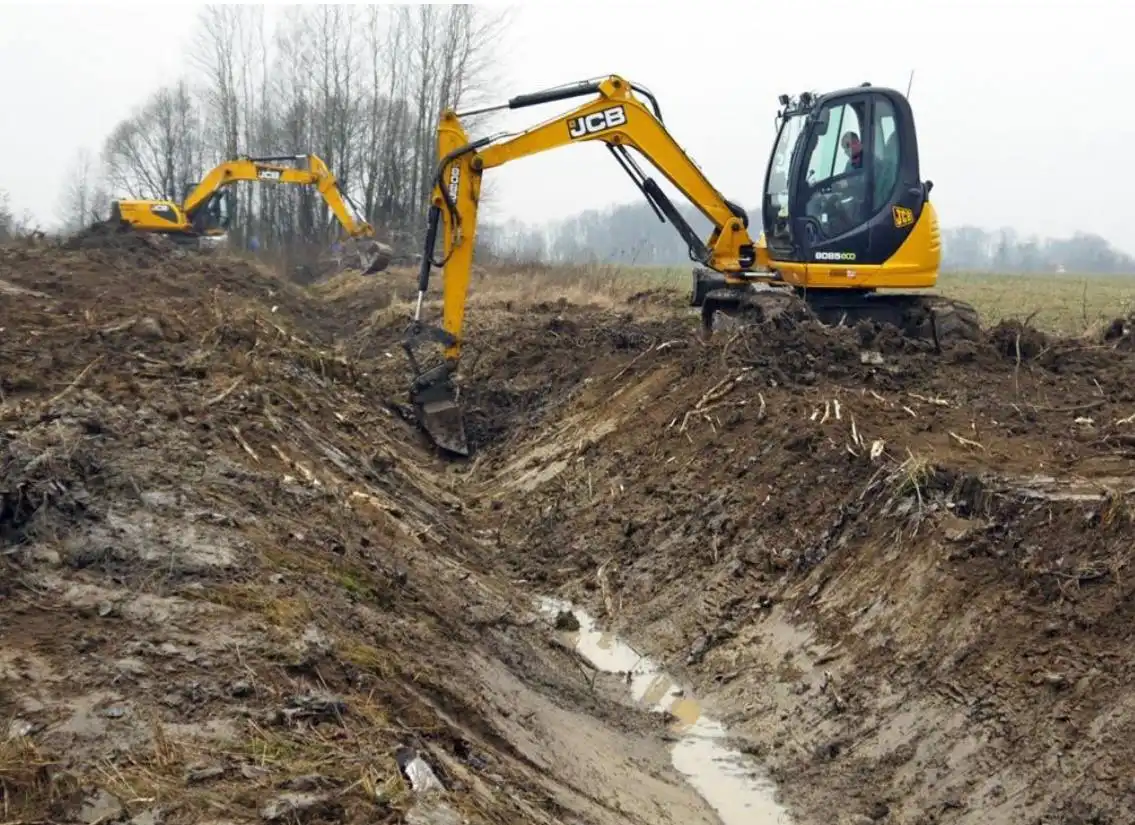 Аренда спецтехники и земляные работы в Калининграде