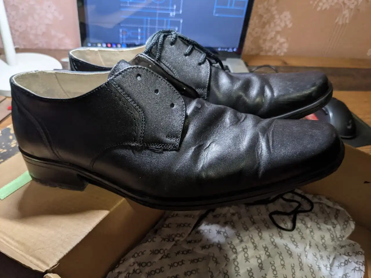 Продам мужские туфли размер 42