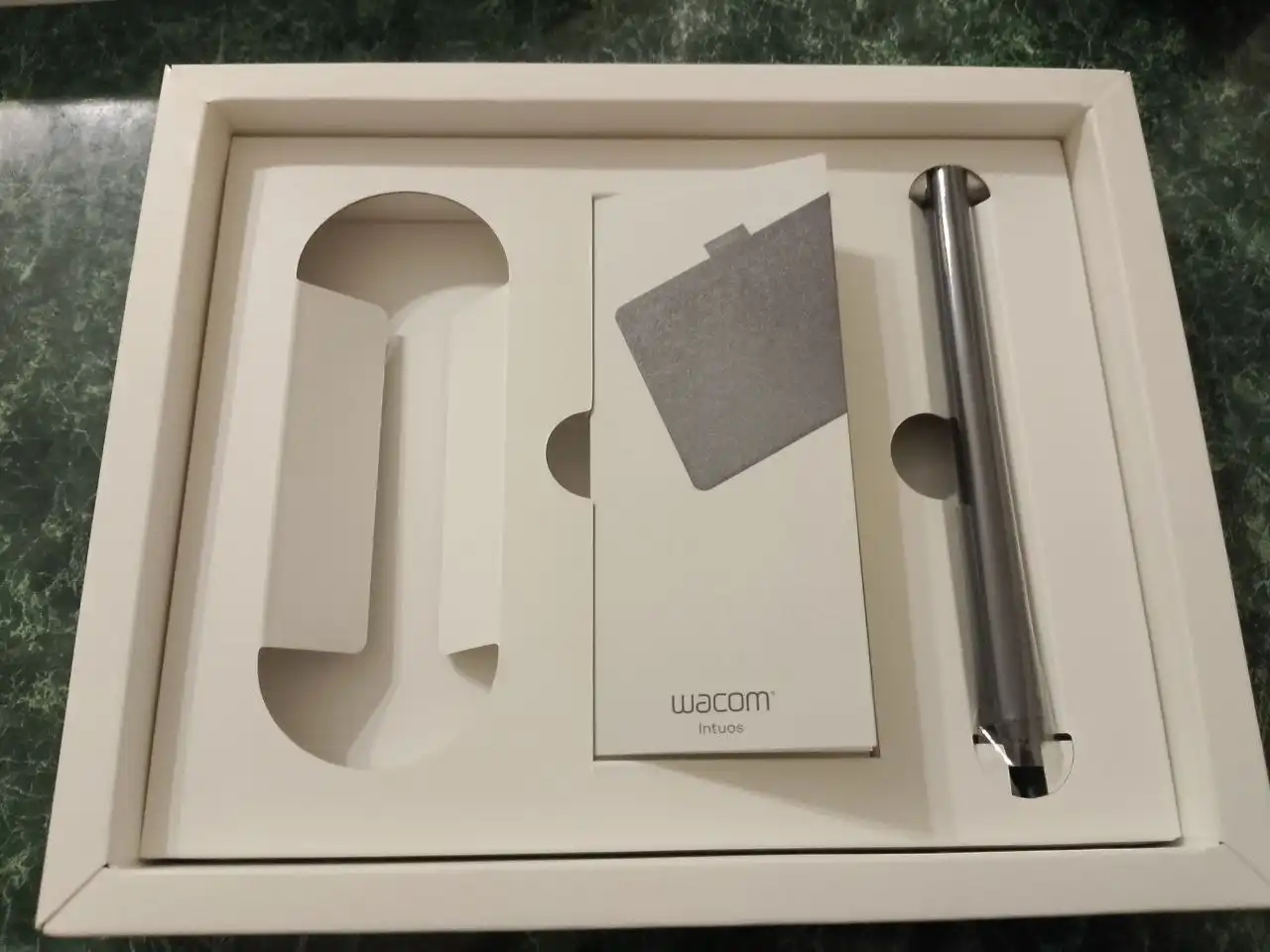 Почти новый графический планшет