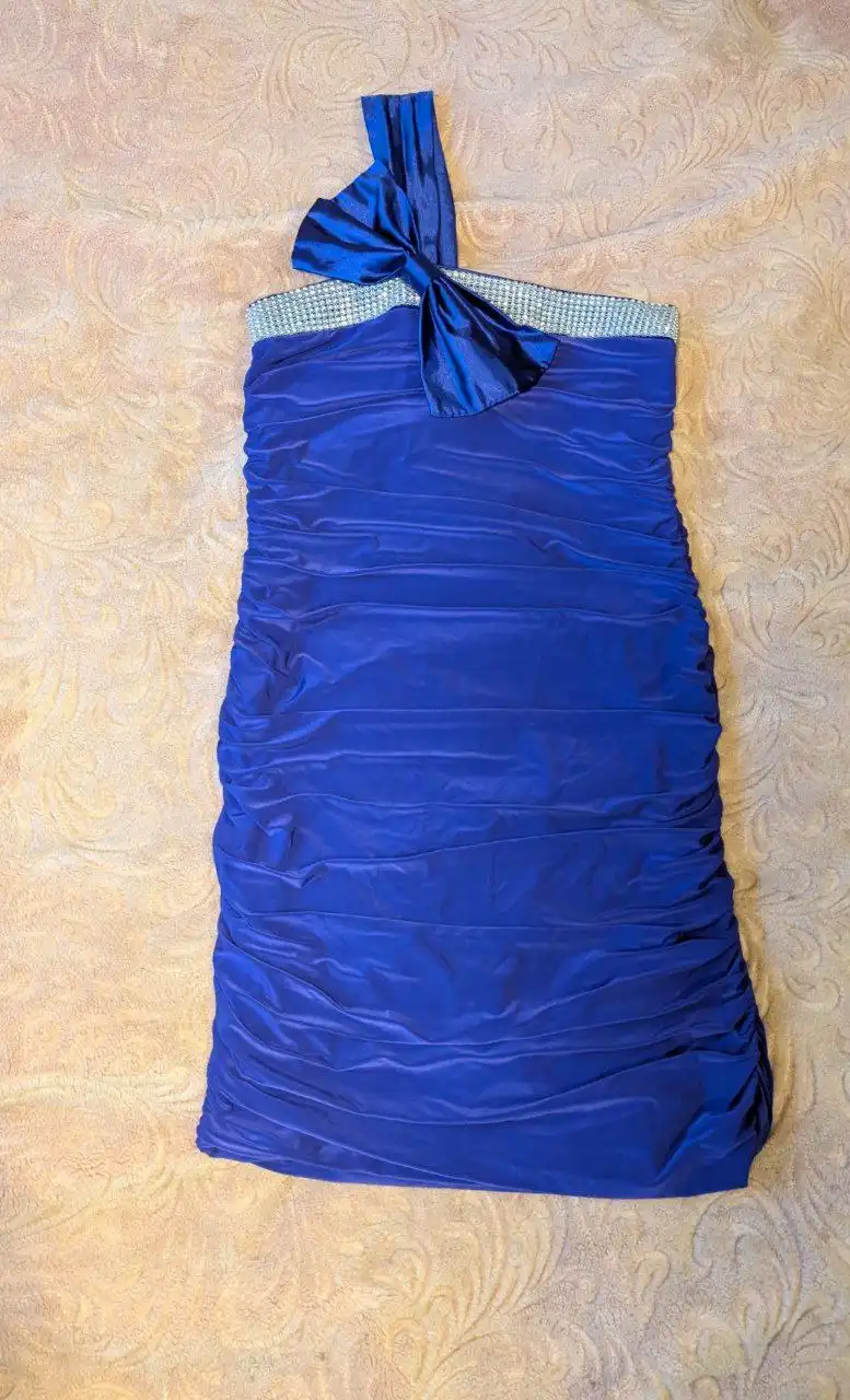 Продам платья размер S