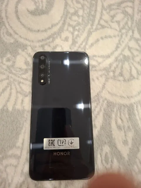 Продам Хонор 20 про 8/128 с камерой 50 мп - частное объявление в Калининград