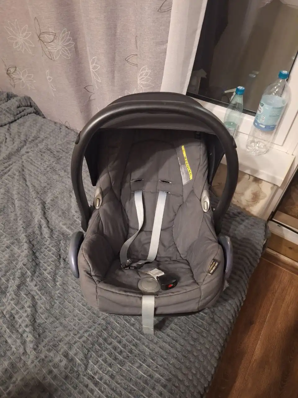 Продаётся коляска 3в1 Adamex с автолюлькой Maxi-Cozi и аксессуарами