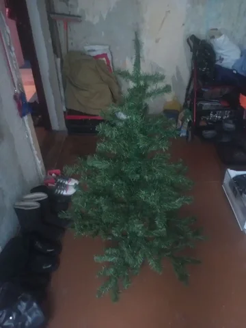 Продам ёлку 120 см - частное объявление в Калининград