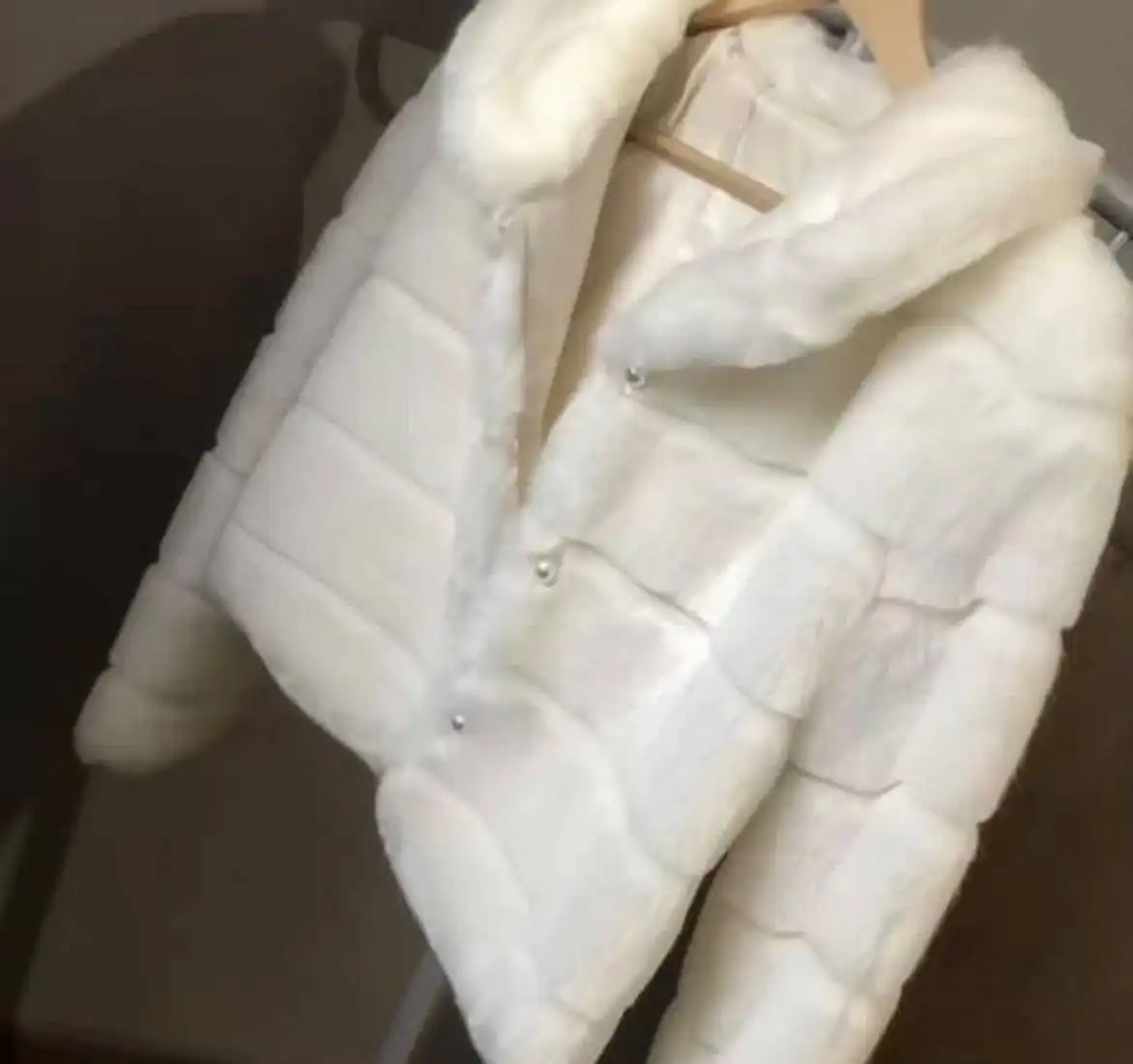 Свадебная шубка молочного оттенка, искусственный мех