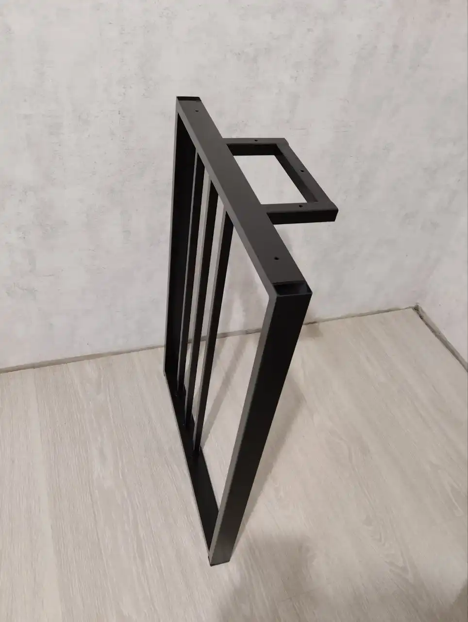 Продам подстолье в стиле лофт