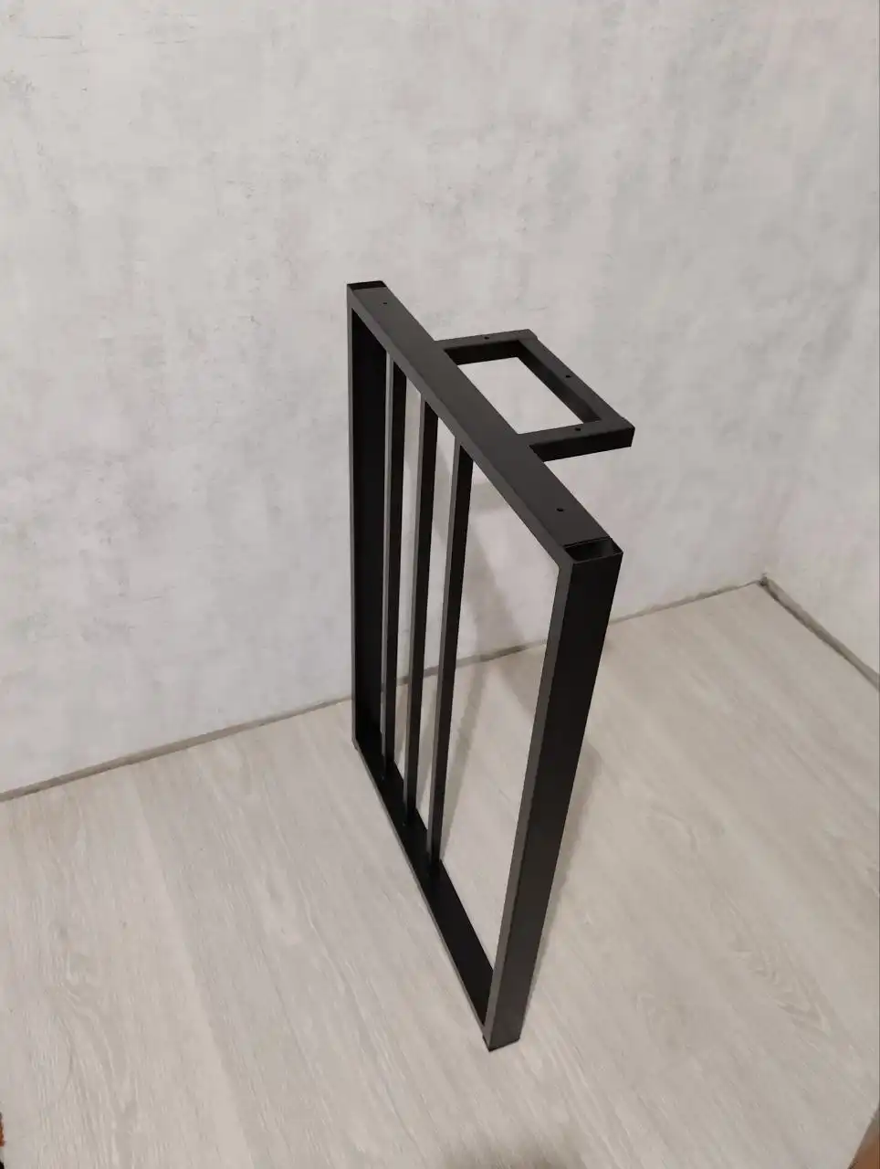 Продам подстолье в стиле лофт