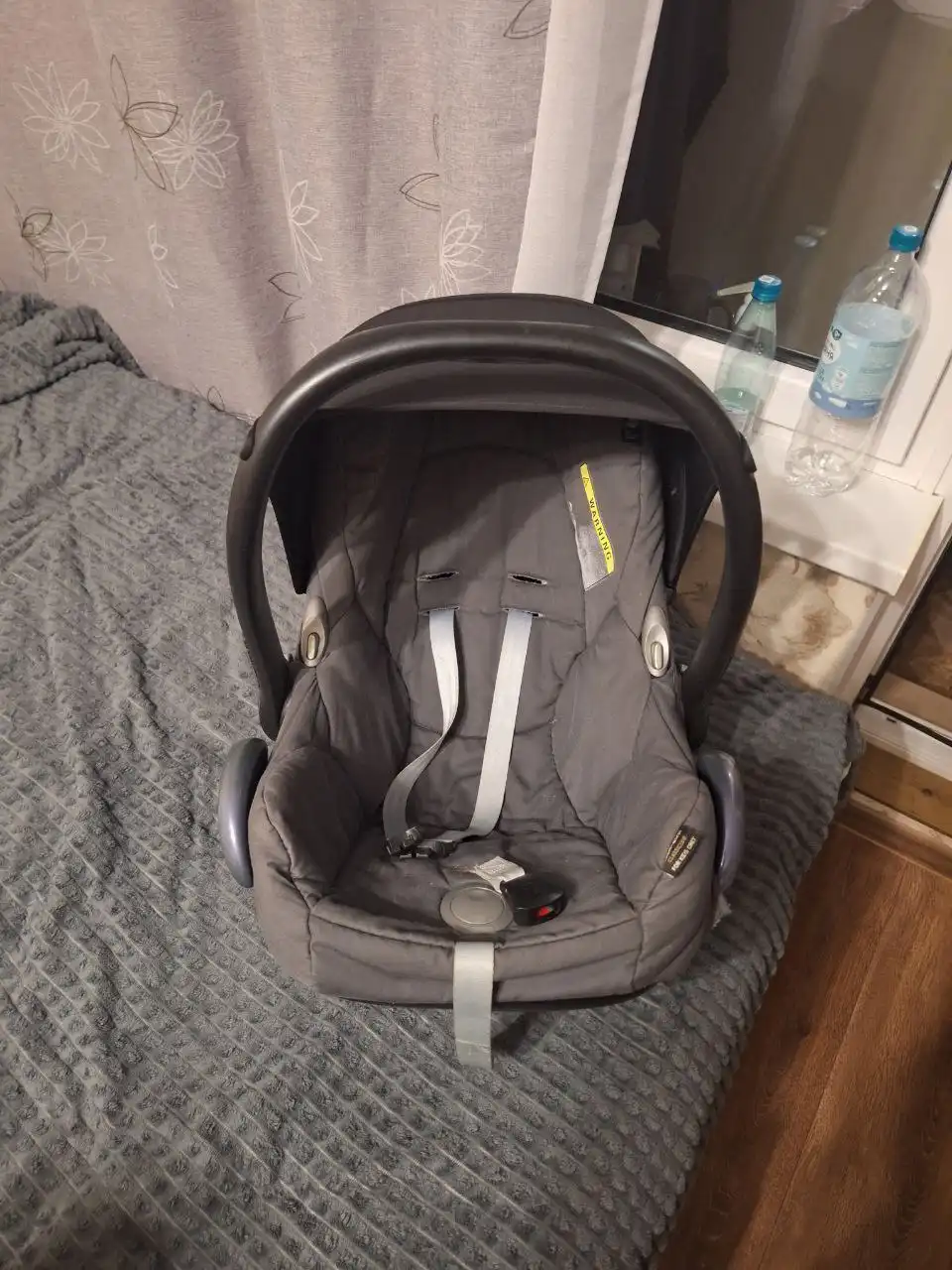 Продается коляска 3в1 Adamex с автолюлькой Maxi-Cozi