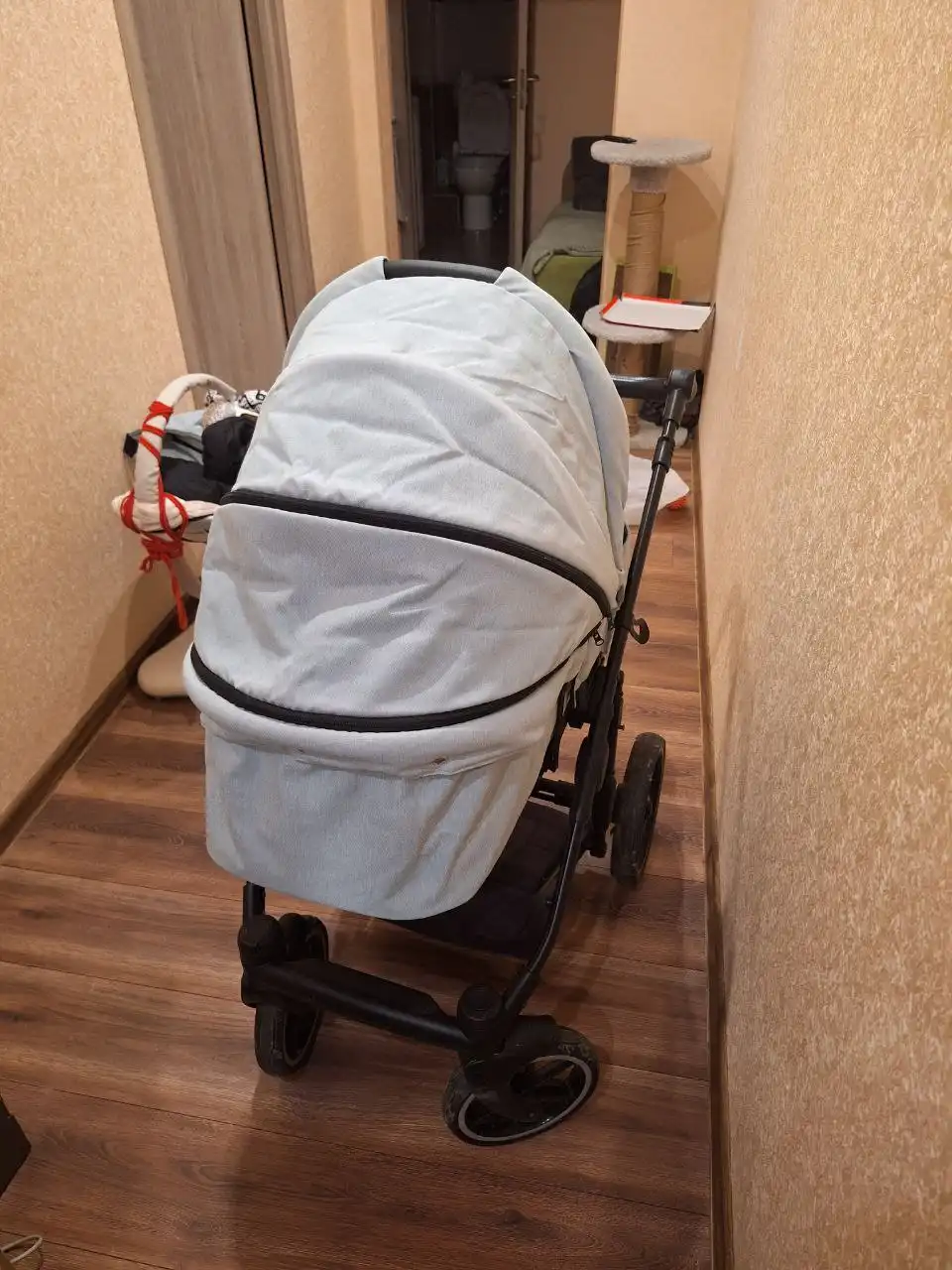 Продается коляска 3в1 Adamex с автолюлькой Maxi-Cozi