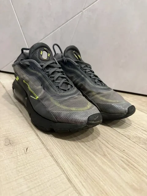 Продажа кроссовок Nike оригинал мужские и женские - Одежда в Калининград