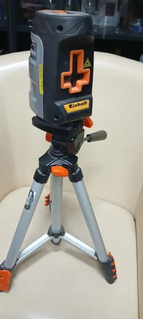 Лазерный уровень Einhell NKL 90/4 с штативом - Барахолка в Калининград