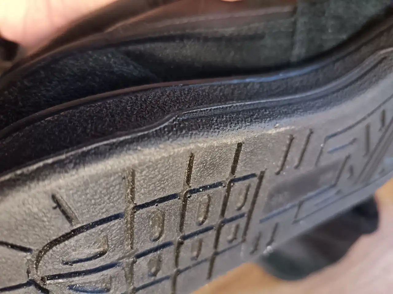 Мужские утепленные кроссовки размер 45