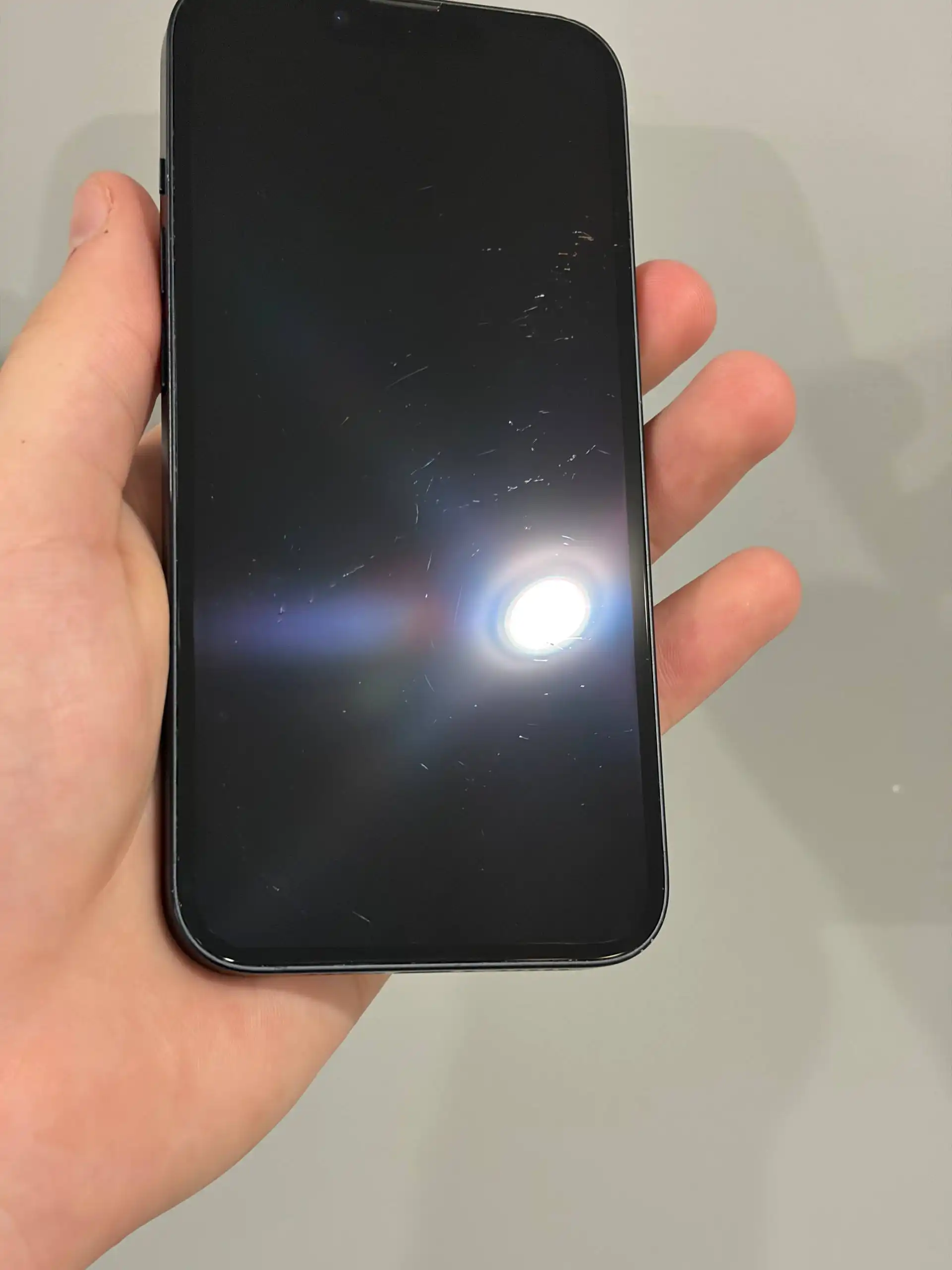 Продам iPhone 13 128Гб черный
