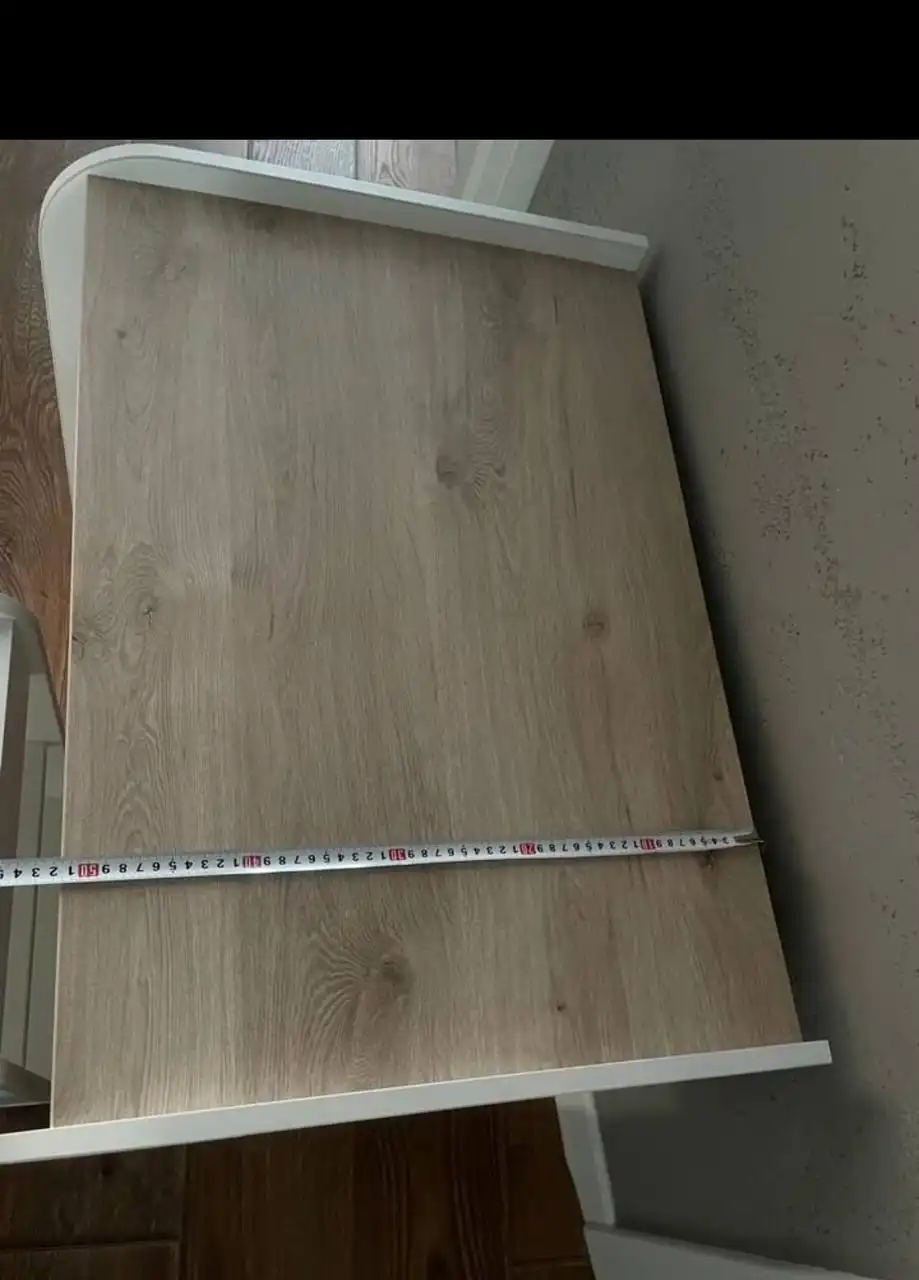 Продается стол в отличном состоянии