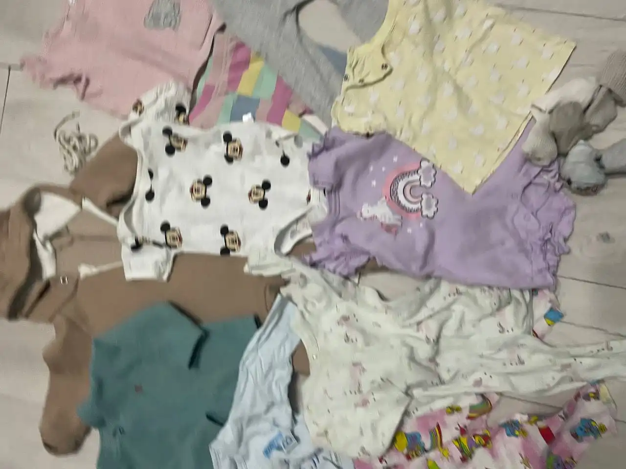 Вещи на девочку 6-9 месяцев