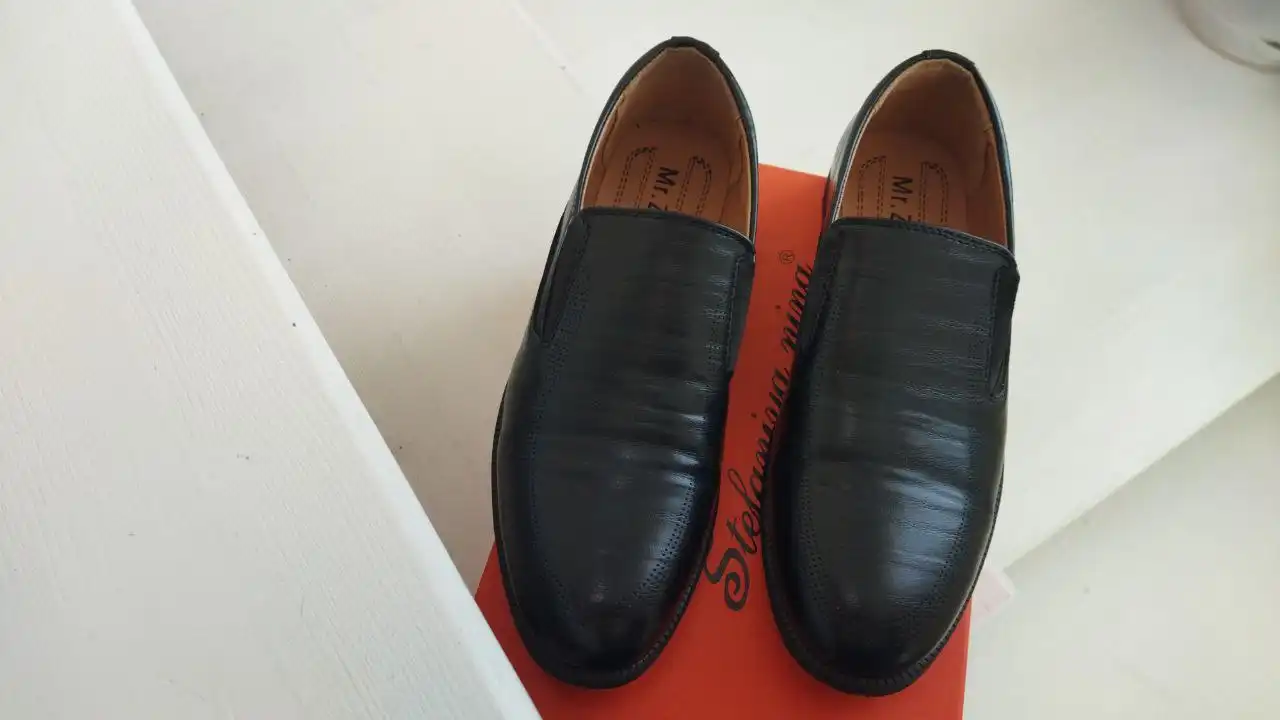 Мужские кожаные туфли 39 размер